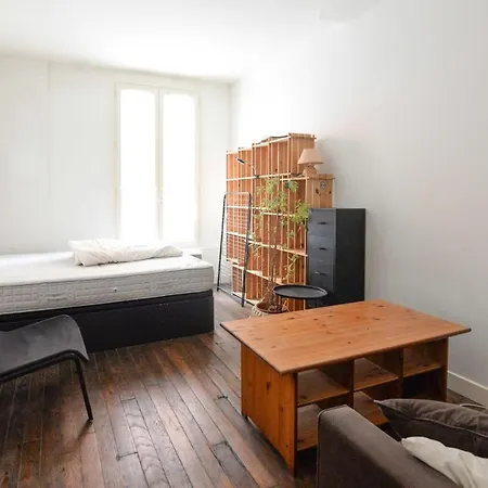 Nice Bright And Cosy Studio Near Nation *