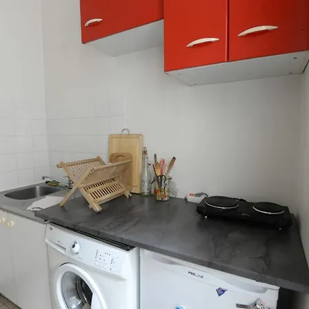 Διαμέρισμα Nice Bright And Cosy Studio Near Nation *